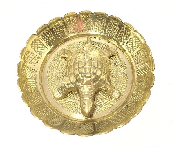 brass-turtle-in-plate-10-cms-1.jpg