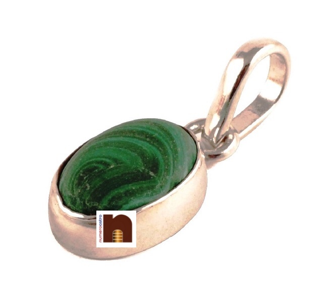gemstone-pendant-malachite-1-1.jpg