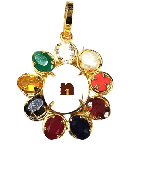 navratna_pendant_with_gomti_chakra-1-wm.jpg