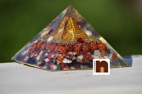 orgone-pyramid-shriyantra-rudraksha-1.jpg
