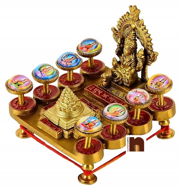 shri-ashtalaxmi-brass-chowki-2-wm.jpg