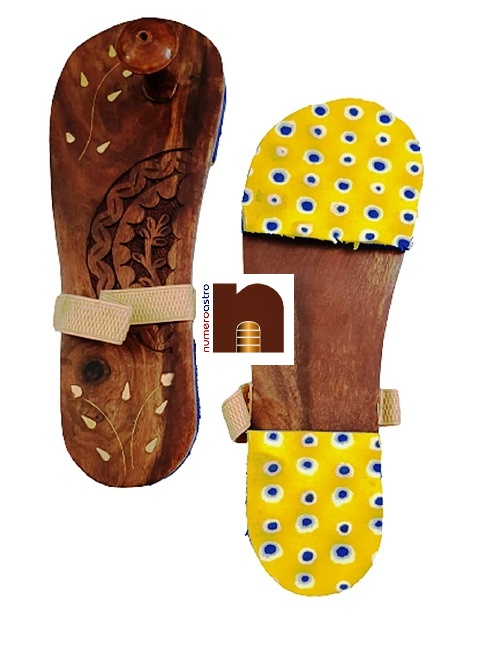 Khadu d2 Wooden Charan Paduka 3 WM