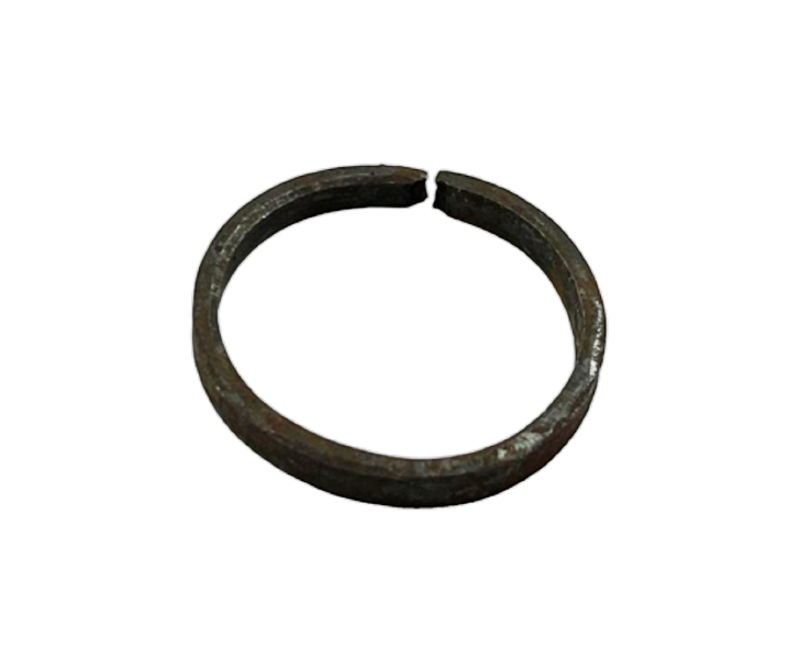 black-horse-shoe-ring-5_prev_ui-1.png