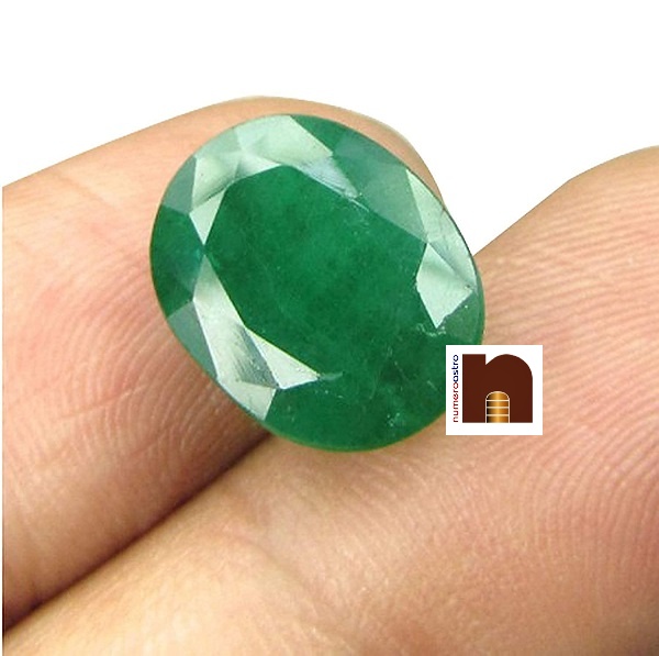 gemstone emerald panna 1