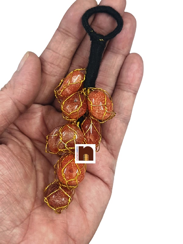 tumble_stone_red_jasper_hanging_2.jpg