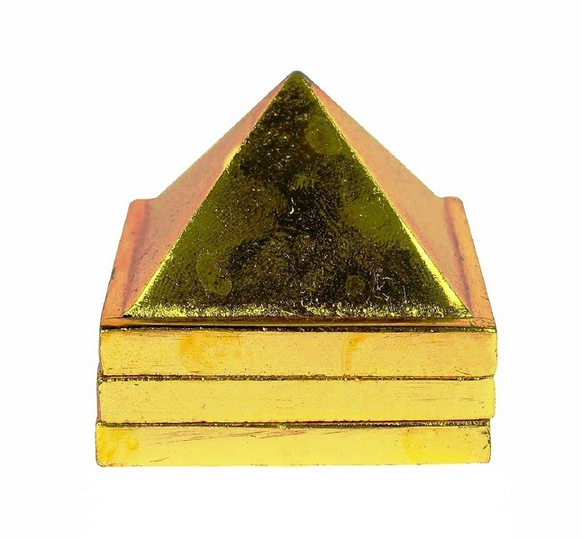vastu metal pyramid 1