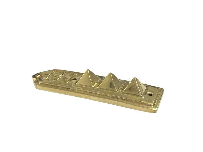 vastu-pyramid-strip-arrow-in-brass-7br.png