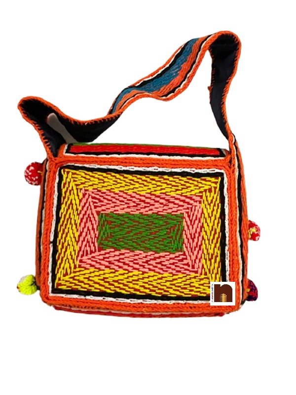 woolen_shoulder_bag_5